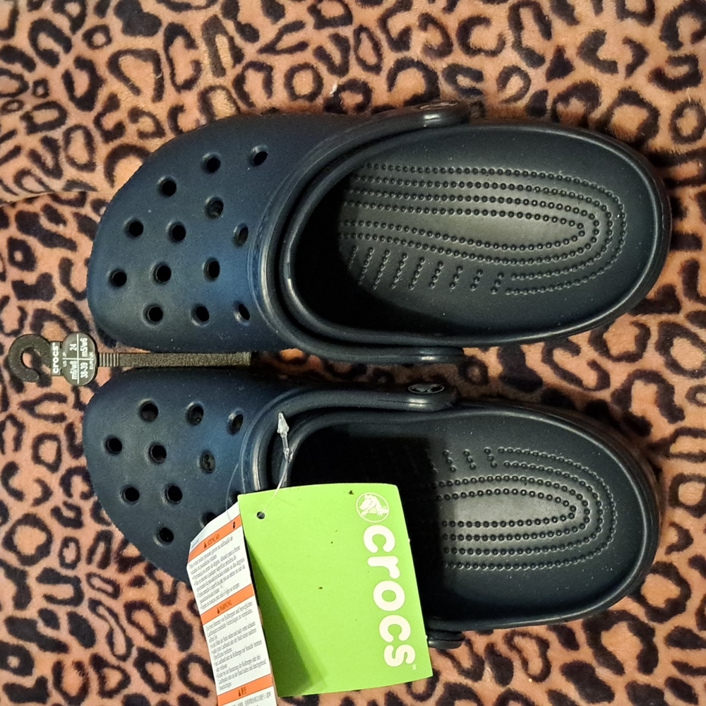 CROCS